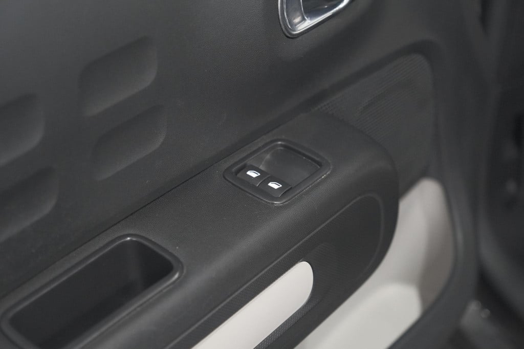 Citroen C3 puretech 82 s&s business | trekhaak | apple carplay | climate co