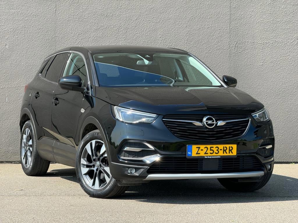 Opel Grandland X 1.2 turbo innovation