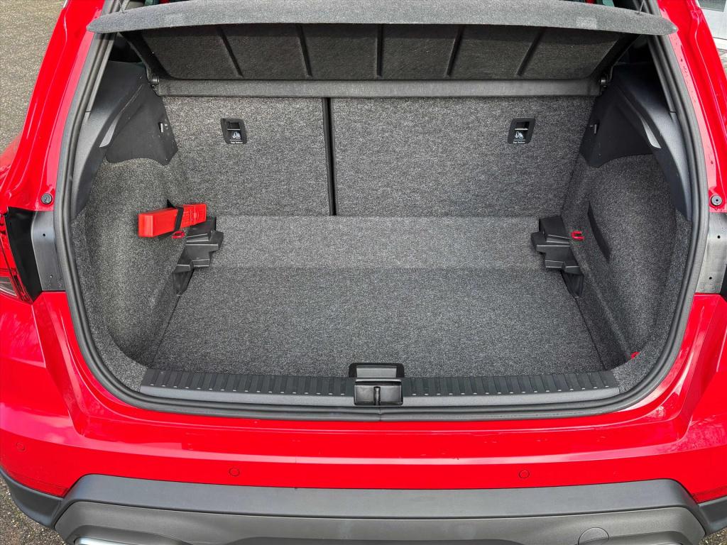 Seat Arona 1.0 tsi 110pk dsg-7 fr business connect| trekhaak| carplay| rijk