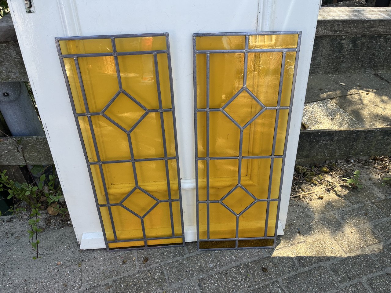 Glas in loodramen 2 stuks