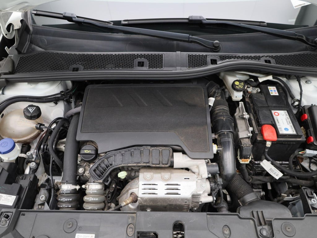 Opel Corsa 1.2 elegance | automaat | navigatie | apple carplay / android au