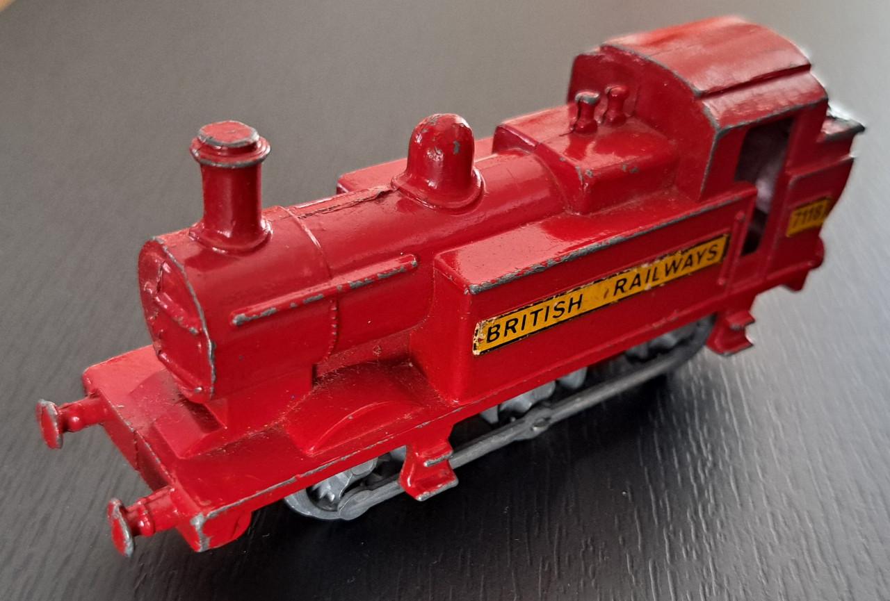 VINTAGE BRITISH RAILWAYS 7118 LOCOMOTIEF MODEL