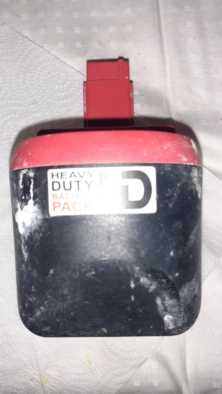 Accu voor accu-boormachine 24Volt merk BOSCH + Lader