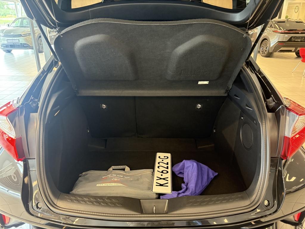 Toyota C-hr 1.2 first edition