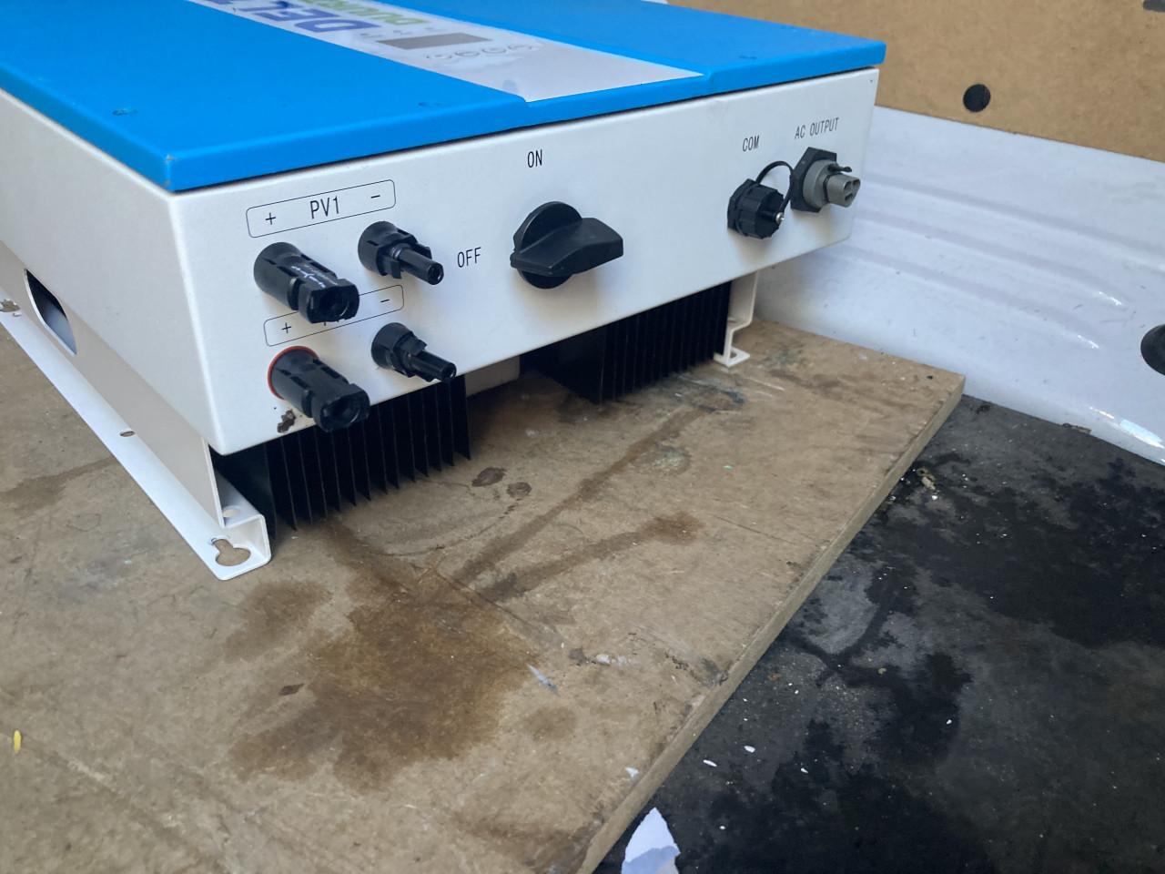Hybride Omvormer zonnepanelen