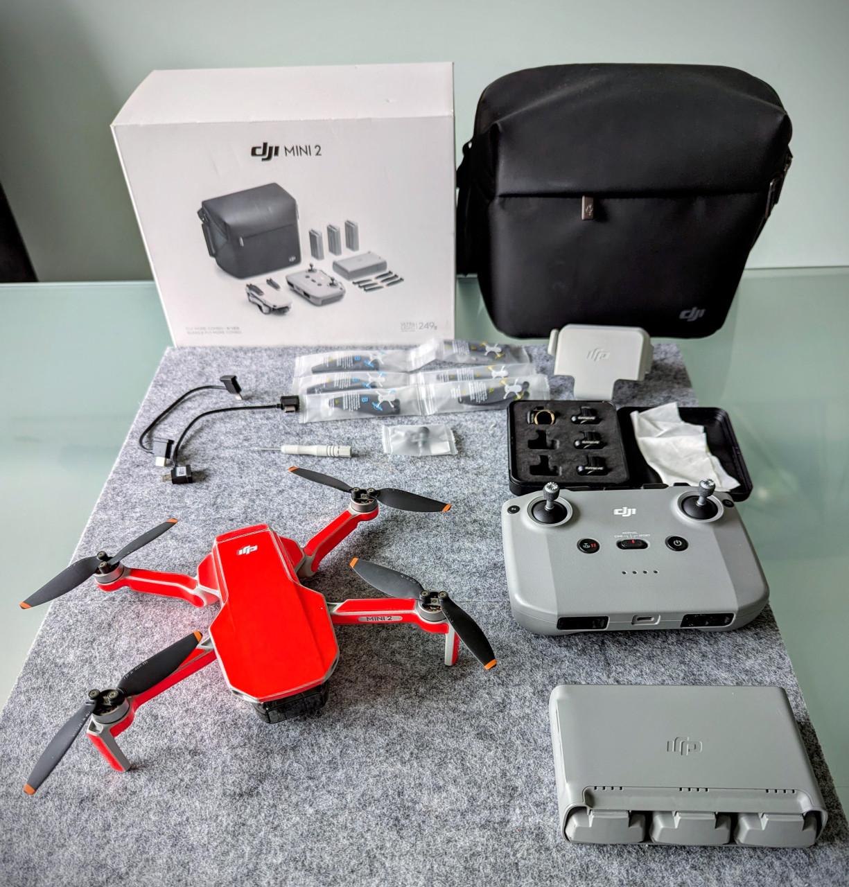 Drone DJI mini 2 fly more combo in prima staat.