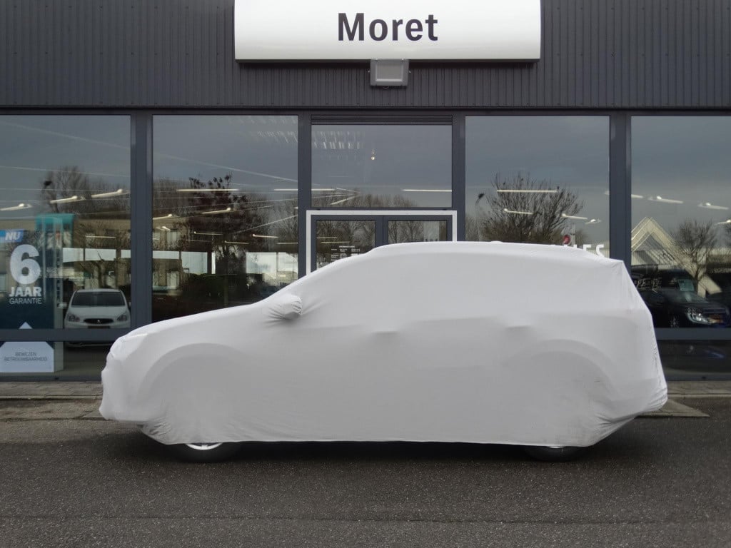 Mitsubishi Colt 1.6 hev first edition automaat