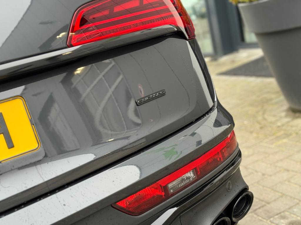 Audi Q5 2.0 tfsi edition sporback * sq5 look * leder * trekhaak * acc * key