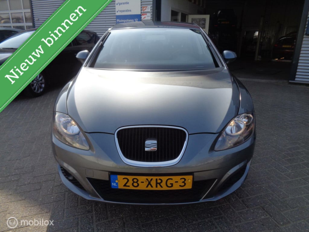 Seat Leon 1.2 tsi ecomotive copa/airco/lm velgen/trekhaak/nieuwe ketting!