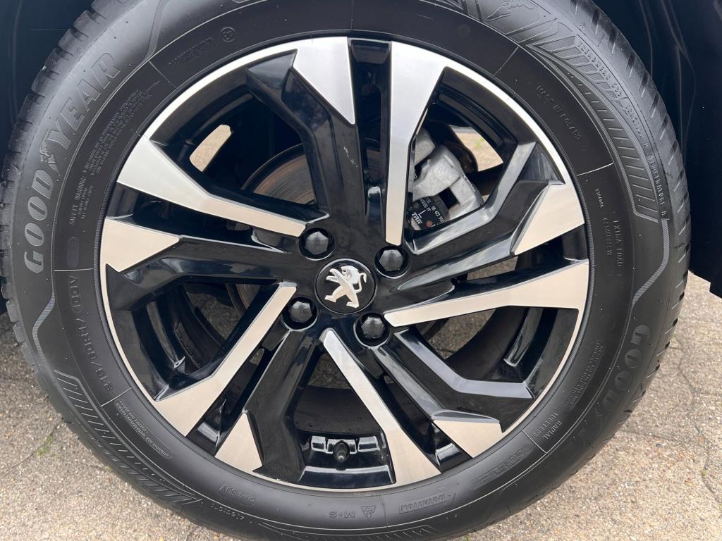 Peugeot 2008 1.2 puretech gt automaat, elektr. panodak enz....