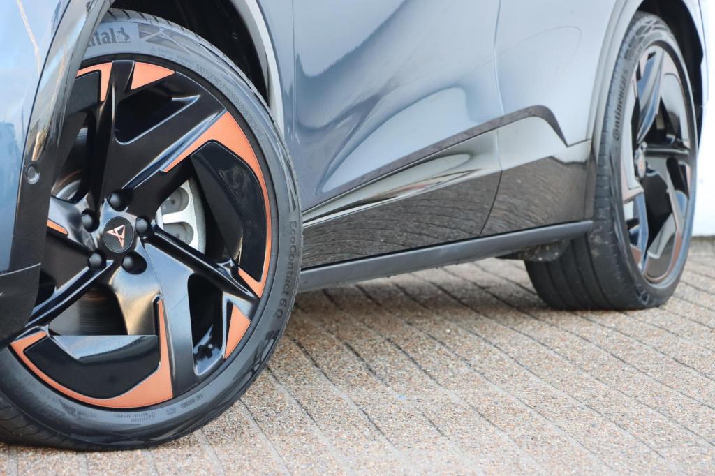 Cupra Tavascan vz extreme 82 kwh 340pk | soh 98,5% |