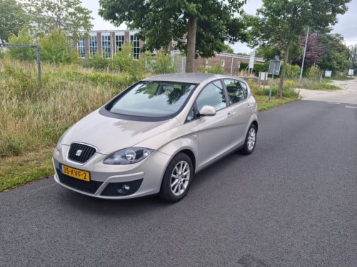 Seat altea 1.8i bj 2010 207.000km