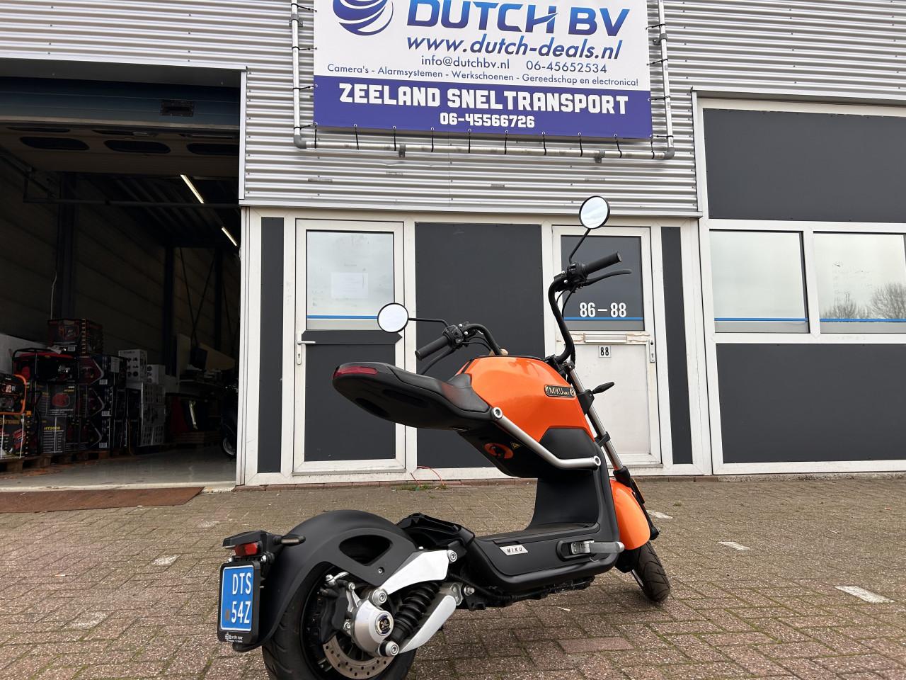 Sunra Miku Max E-scooter