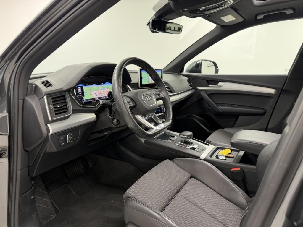 Audi Q5 50 tfsi e s edition | luchtvering | trekhaak | panoramadak |