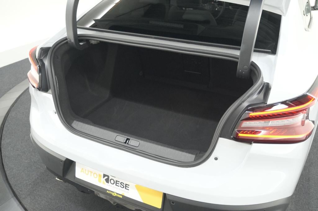 Citroen C4 X 1.2 hybrid 145 max | camera | adaptieve cruise control | apple
