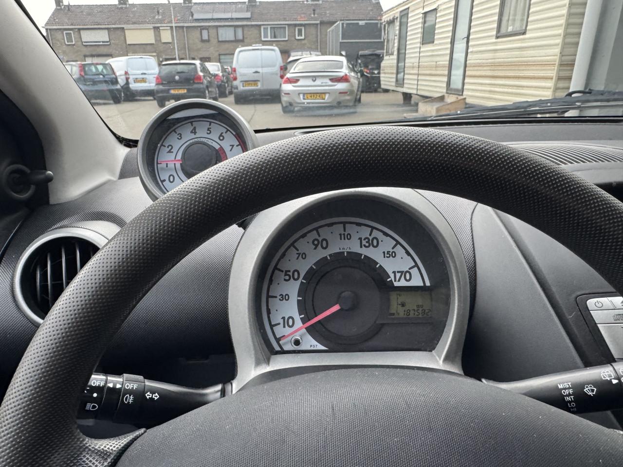 Peugeot 107 1.0-12V Sublime 5 deurs AIRCO NAP ! ! !