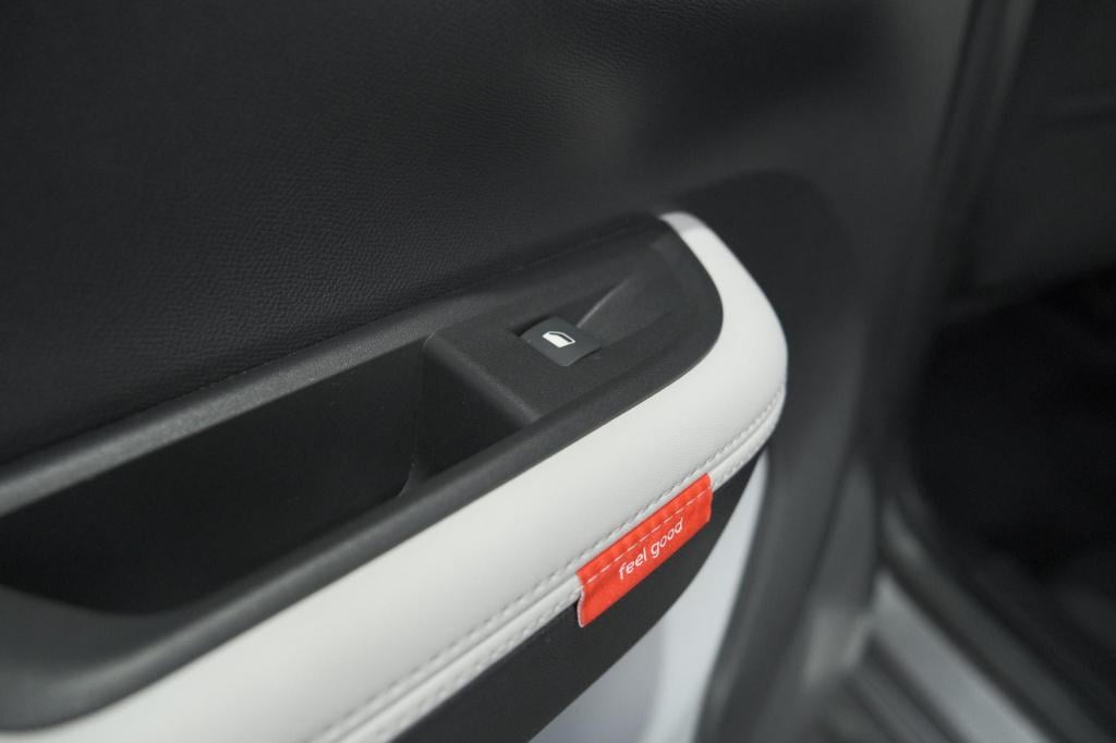 Citroen C3 turbo 100pk max | nieuw model | camera | navigatie | apple carpl