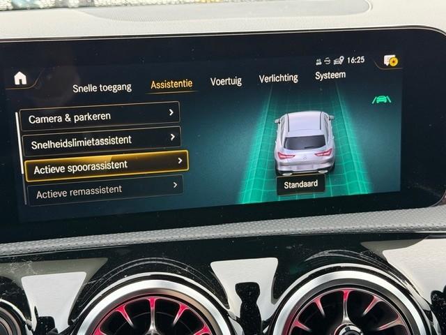 Mercedes-Benz Cla shooting brake 250 e amg line l mbux l camera l tempomaat