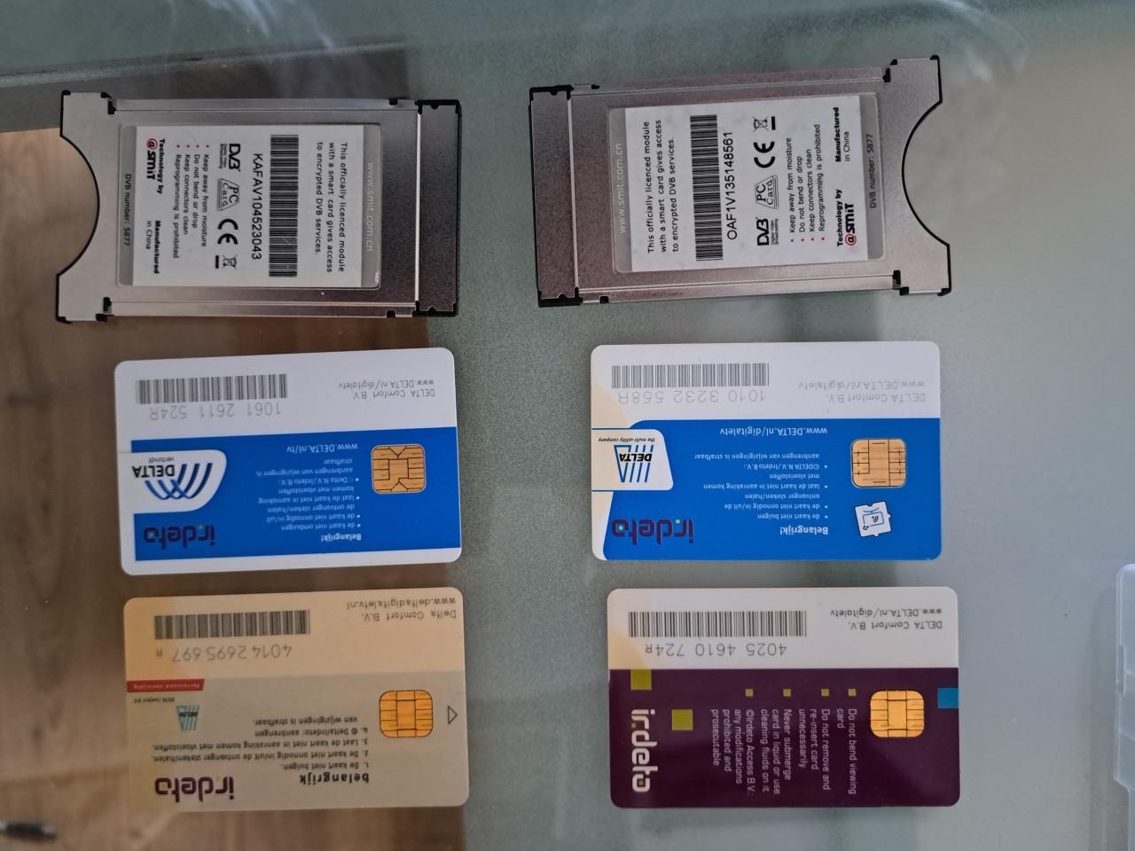 Te koop 2 delta digitale TV CI modules met smartcard