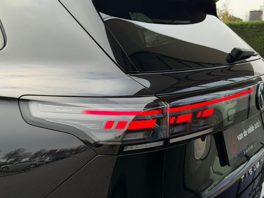 Volkswagen Tiguan 1.5 etsi life | camera | trekhaak | dode hoek | rijklaar 