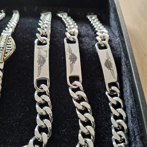 12 Harley Davidson Armbanden  NIEUW