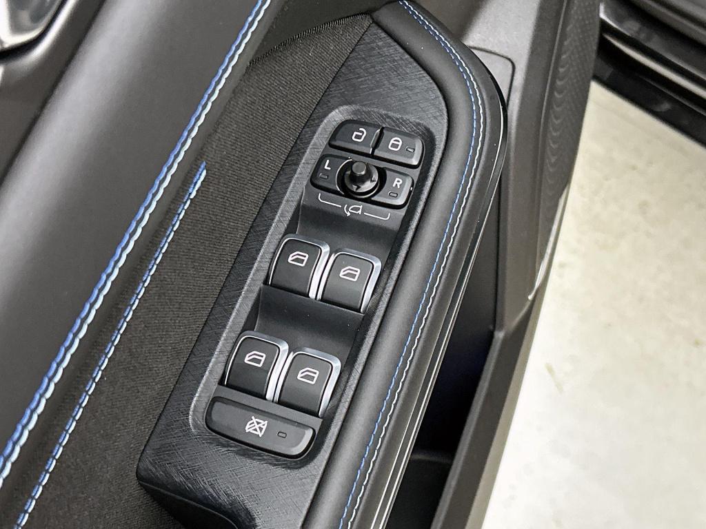 Lynk & Co 01 1.5 | automaat | navigatie | panoramadak | memory seat | infin