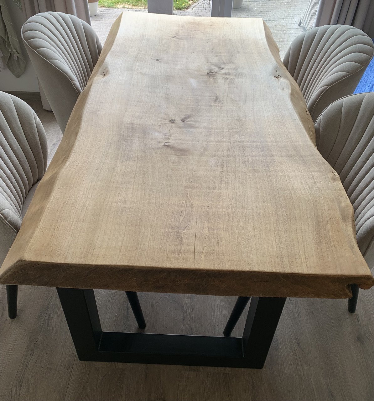 Robuuste tafel