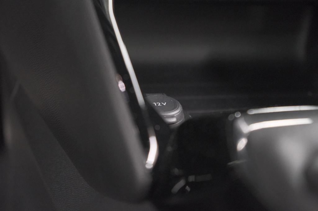 Peugeot 2008 puretech 130 gt | elektrisch panoramadak | camera | dodehoekde