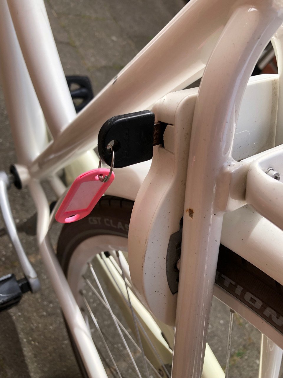Damesfiets / cortina.