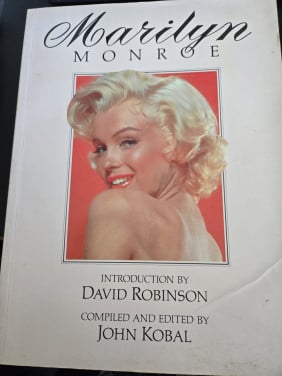 Marilyn Monroe 2 Boeken  Een nooit eindigende droom inclusief poster