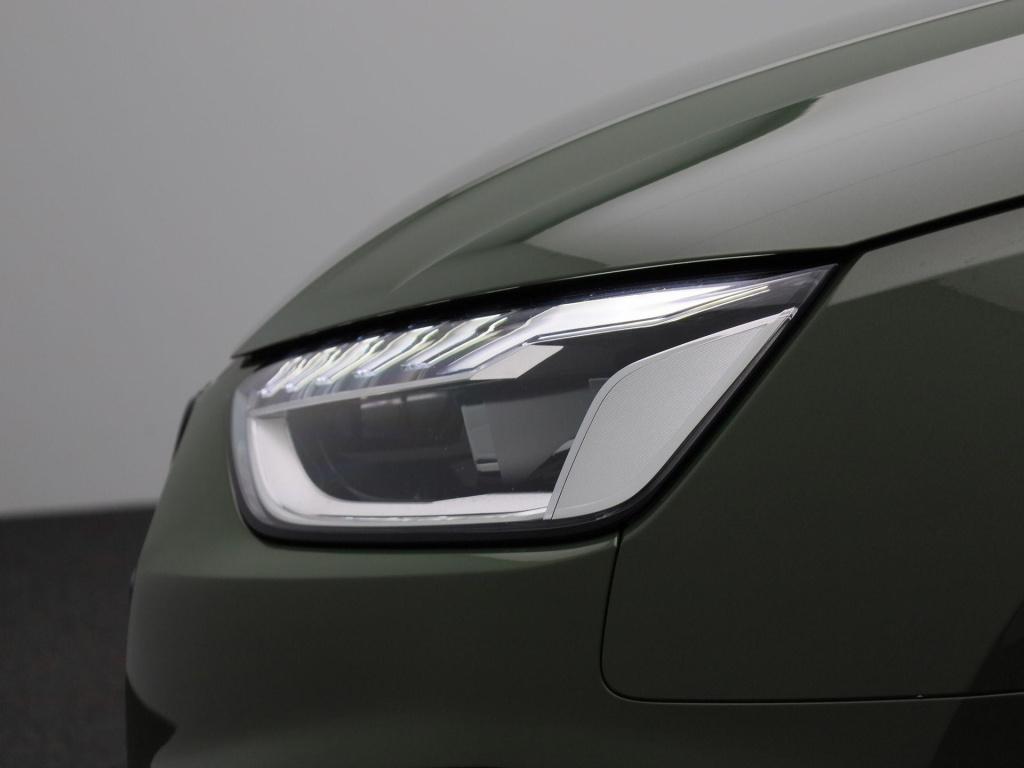 Audi A4 avant 40 tfsi s edition competition | panoramadak | 2x s-line | vir