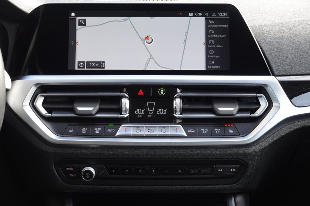 BMW 3-serie touring 330i business edition plus