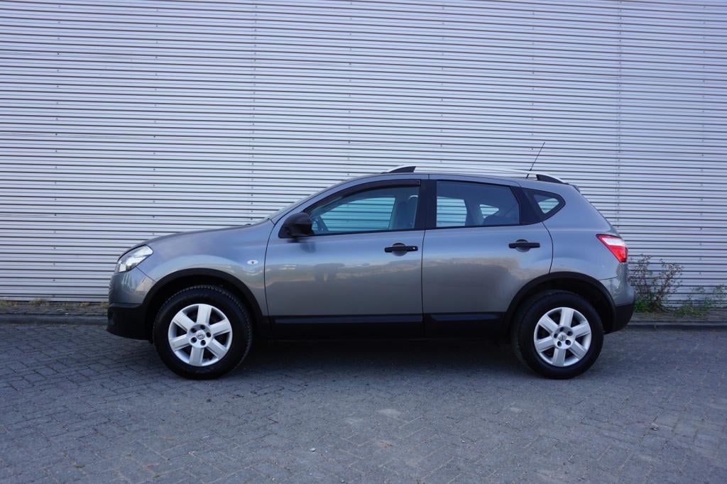 Nissan Qashqai 1.6 visia airco / cruise / elektr. ramen / parkeers. / nap /