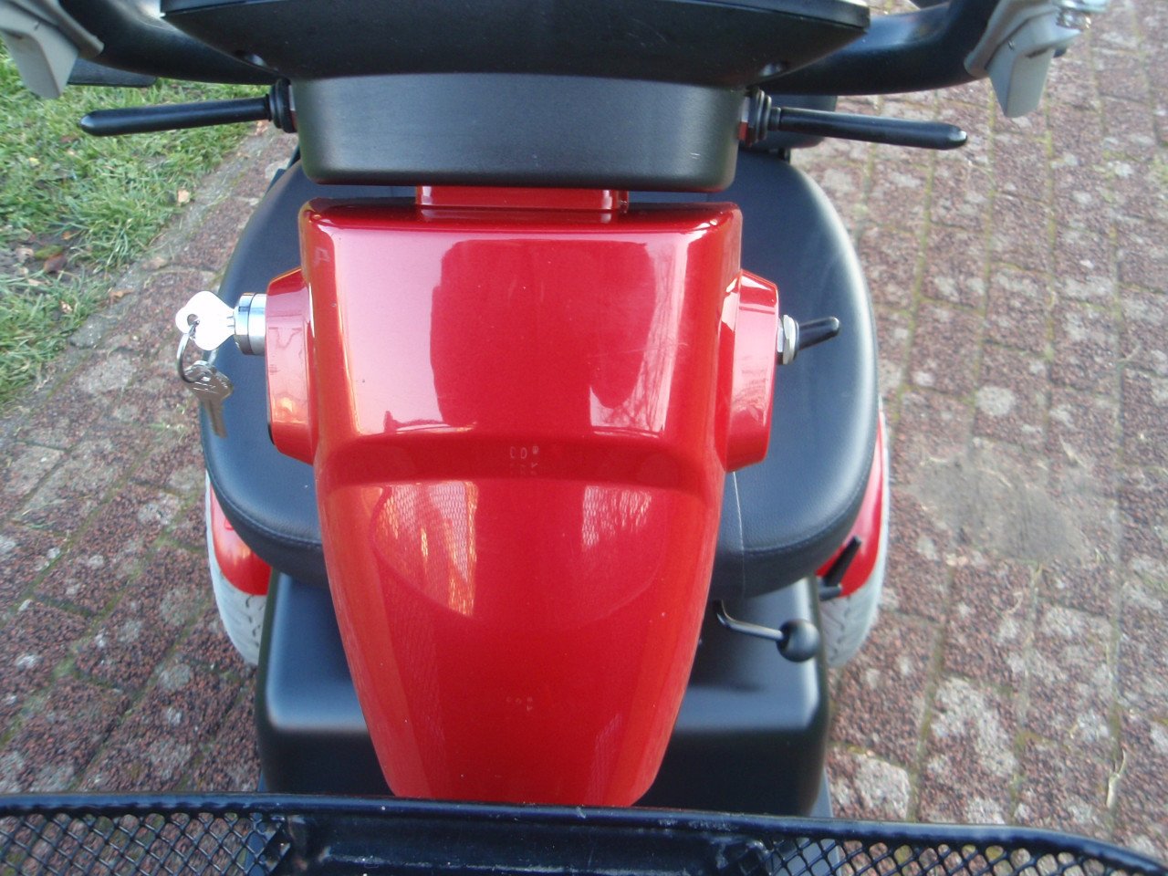 Zgan Trophy 6 3wiel best geveerde scootmobiel met nog maar 2463 km !!