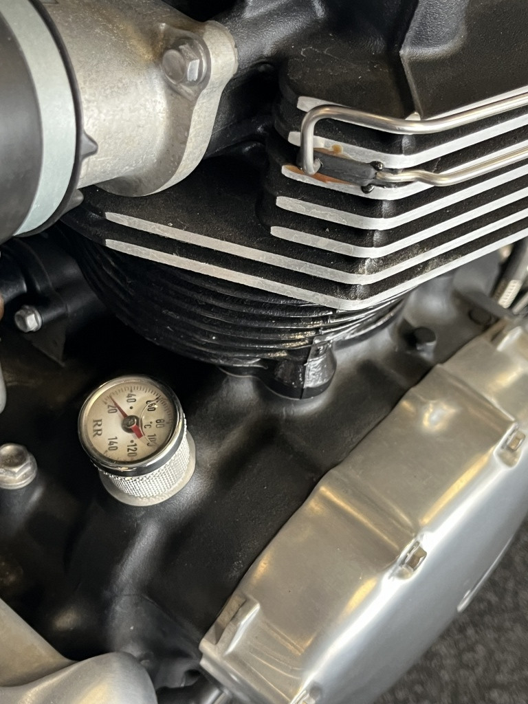 Triumph Thruxton 900 inj