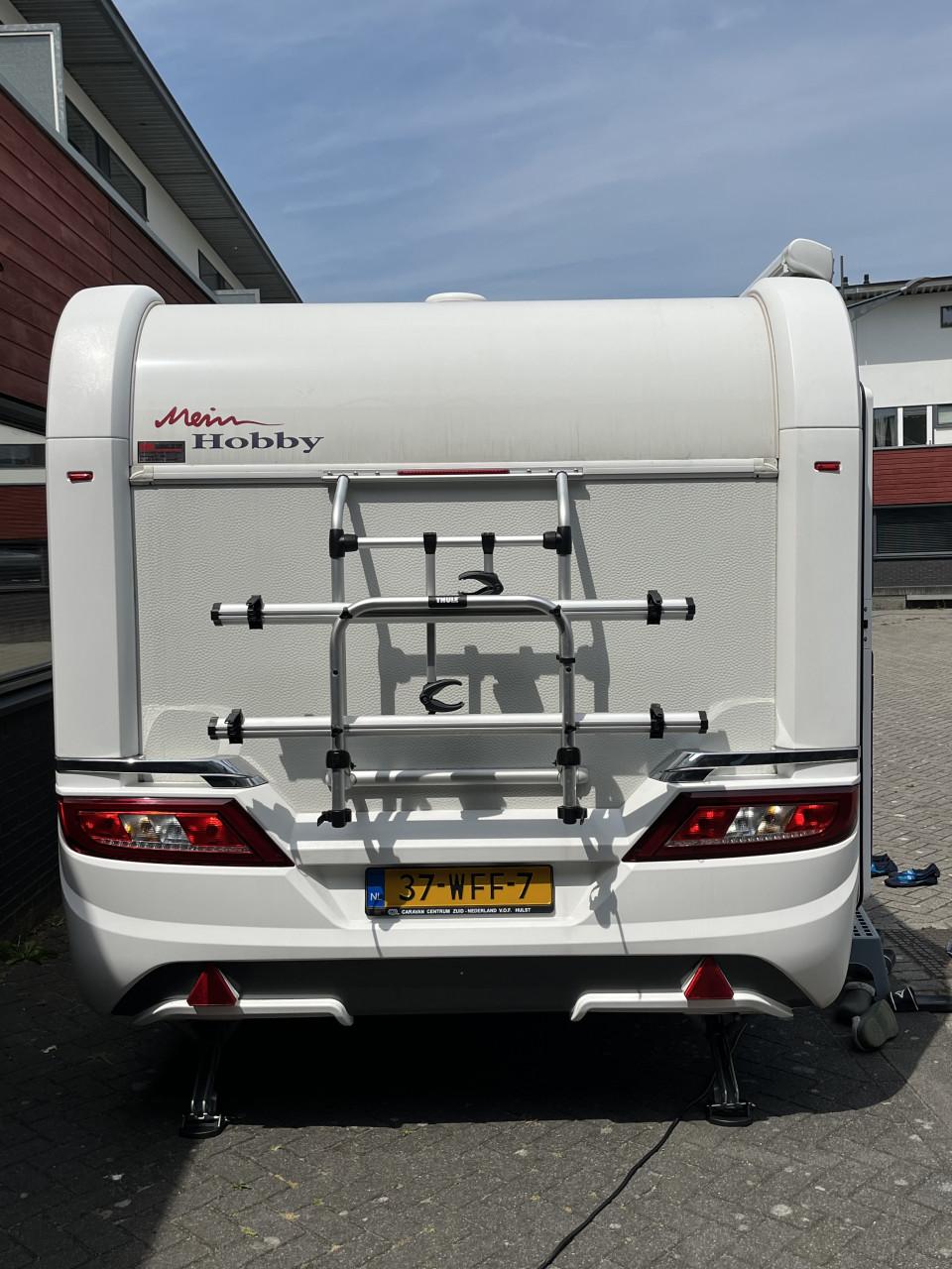 Hobby 490 KMFe Excellent Edition 2022 – Zeer compleet – 5 slaapplaatsen