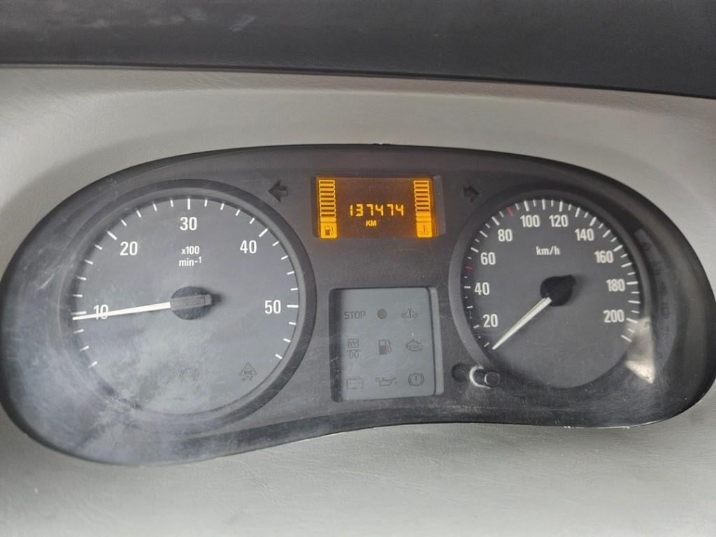 Opel Vivaro 2.5 cdti 145 pk l2h1 tecshift