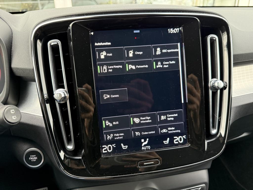 Volvo XC40 t5 262pk recharge r-design| adap.cruise| camera| trekhaak| keyle