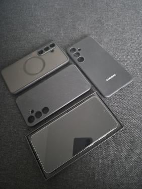 S24 plus 256gb zgan incl cover en screen protector