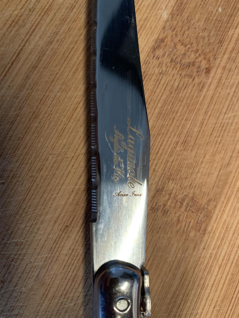 6 steak messen in houder. merk Laguiole style de Vie