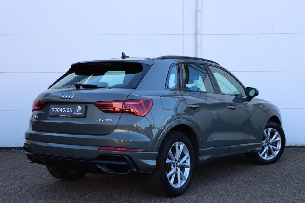 Audi Q3 35 tfsi s-line edition 150pk