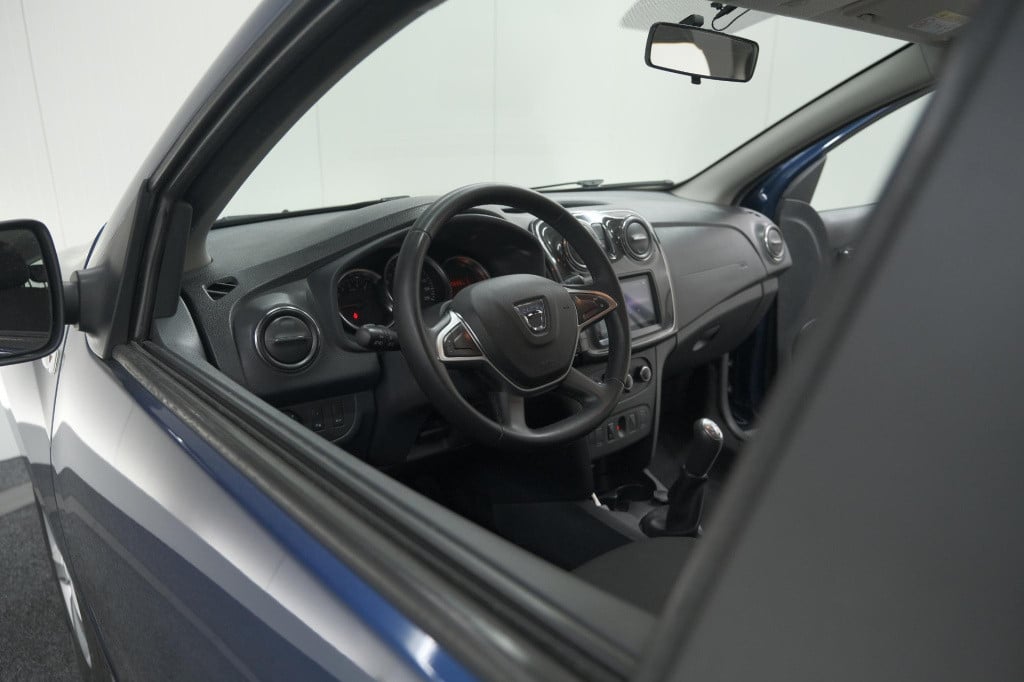 Dacia Logan mcv 0.9 tce sl royaal | trekhaak | apple carplay | parkeersenso