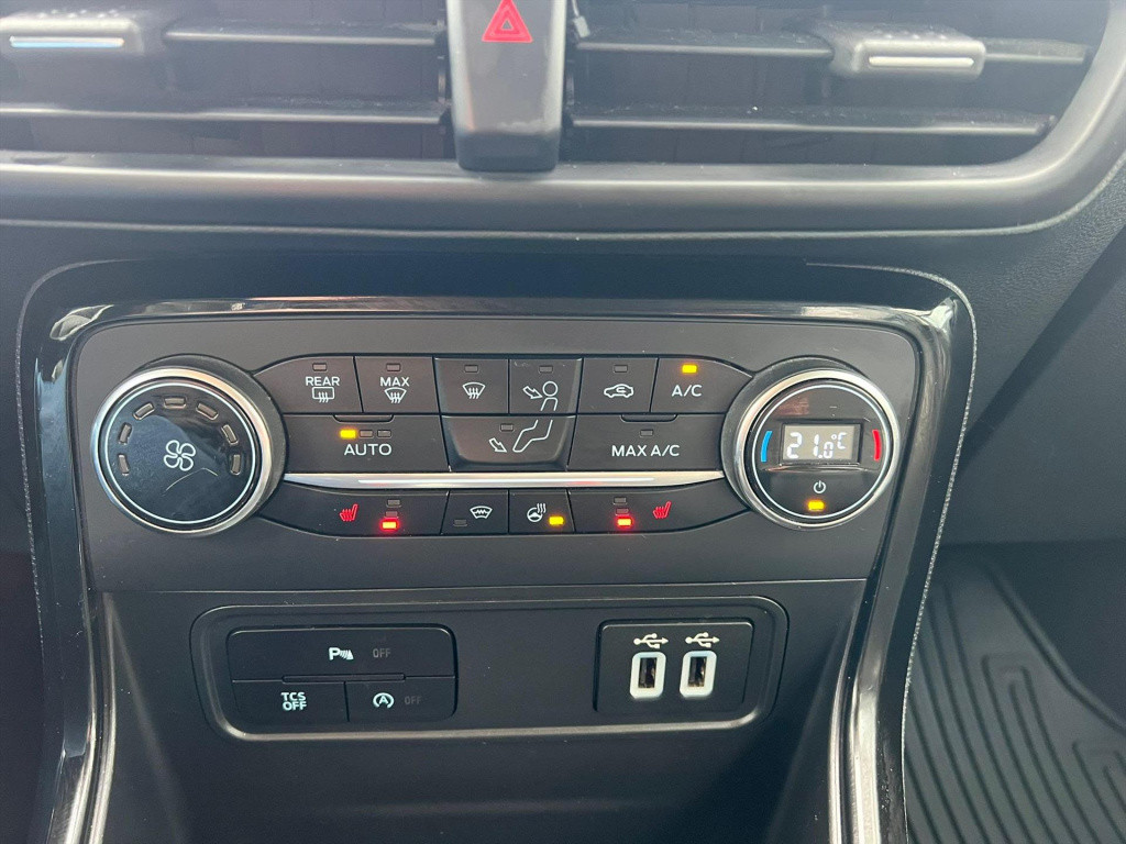 Ford Ecosport 1.0 ecoboost 125pk titanium, voorruitverwarming