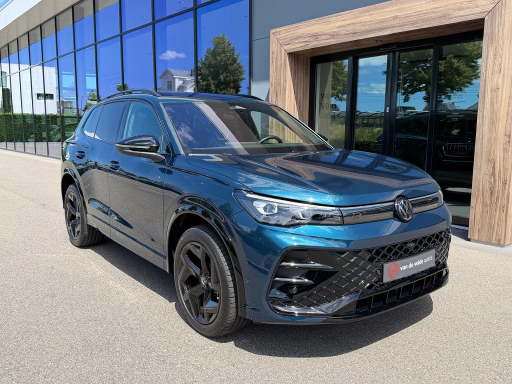 Volkswagen Tiguan 1.5 ehybrid r-line | black line | 360 camera | trekhaak |