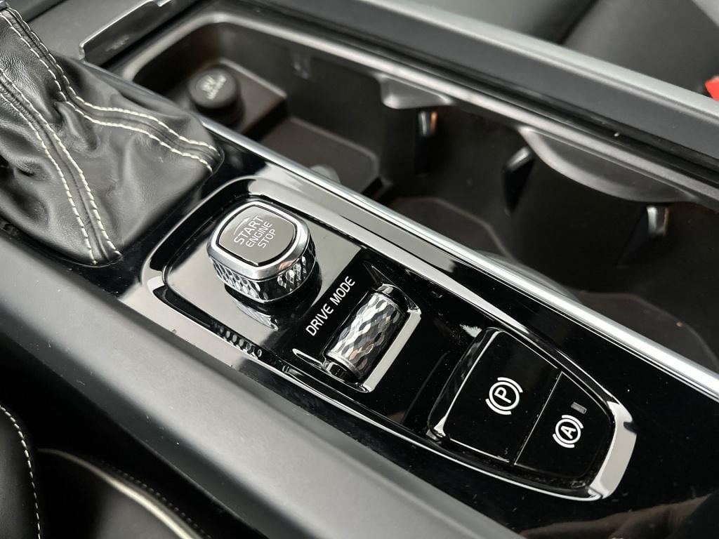 Volvo S60 t4 190pk r-design| 360camera| trekhaak| adap.cruise