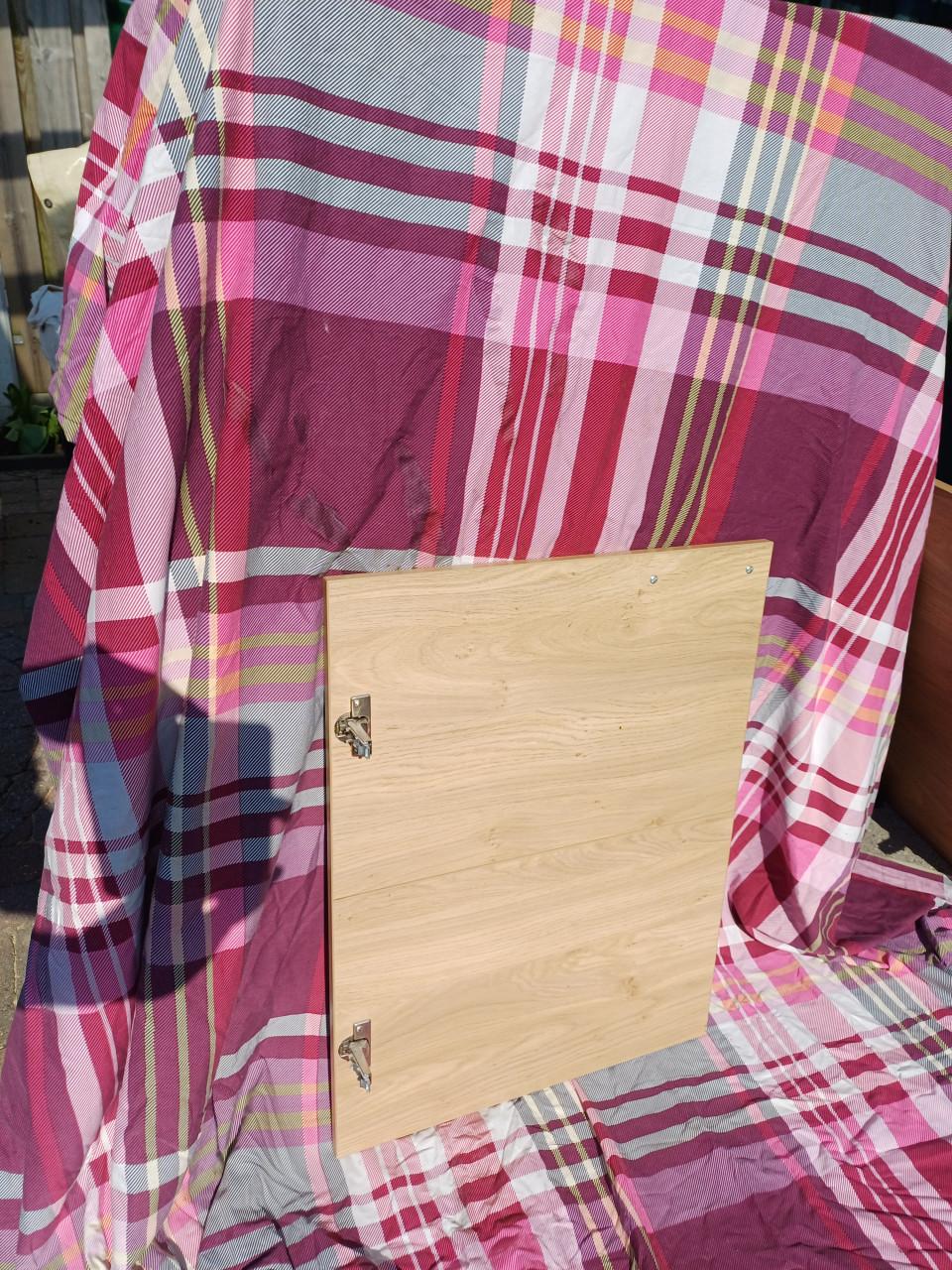 Ikea kastdeuren met scharnieren houtlook