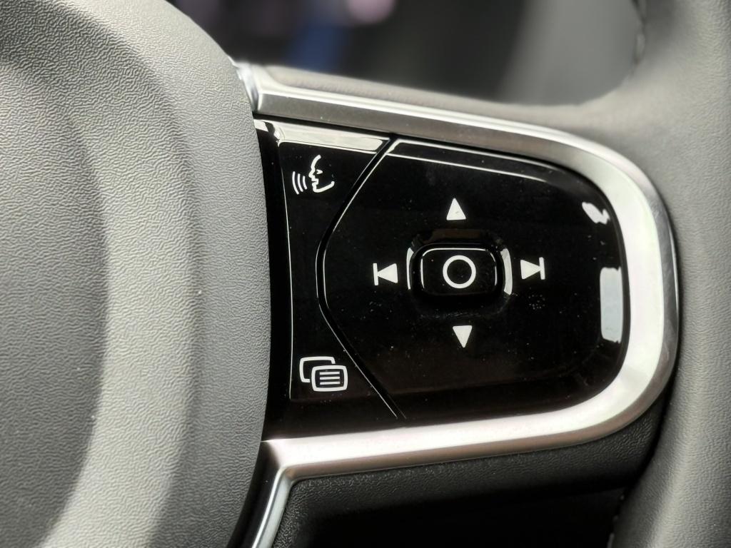 Volvo XC60 t6 398pk recharge ultra black edition| luchtvering| panodak| 360