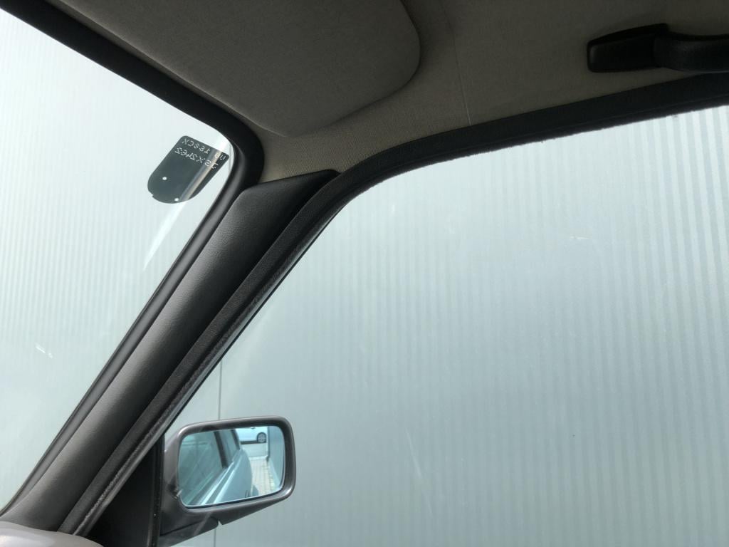 BMW 3-serie 318i 90pk sedan e30