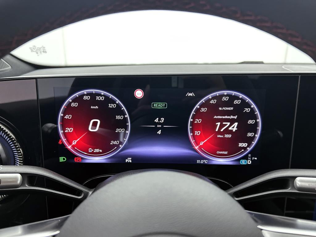 Mercedes-Benz Cla 250+ launch edition 85 kwh | nightpakket | memorypakket |