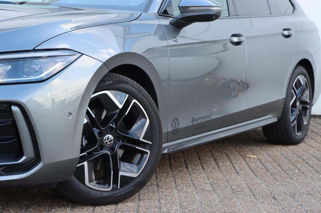 Volkswagen Passat variant 1.5 etsi r-line business dsg7 150pk